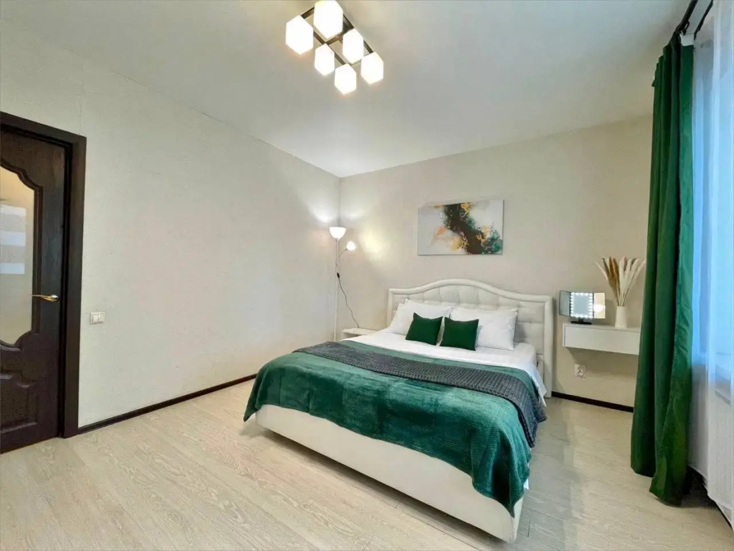 Апартаменты на Воскресенской 59