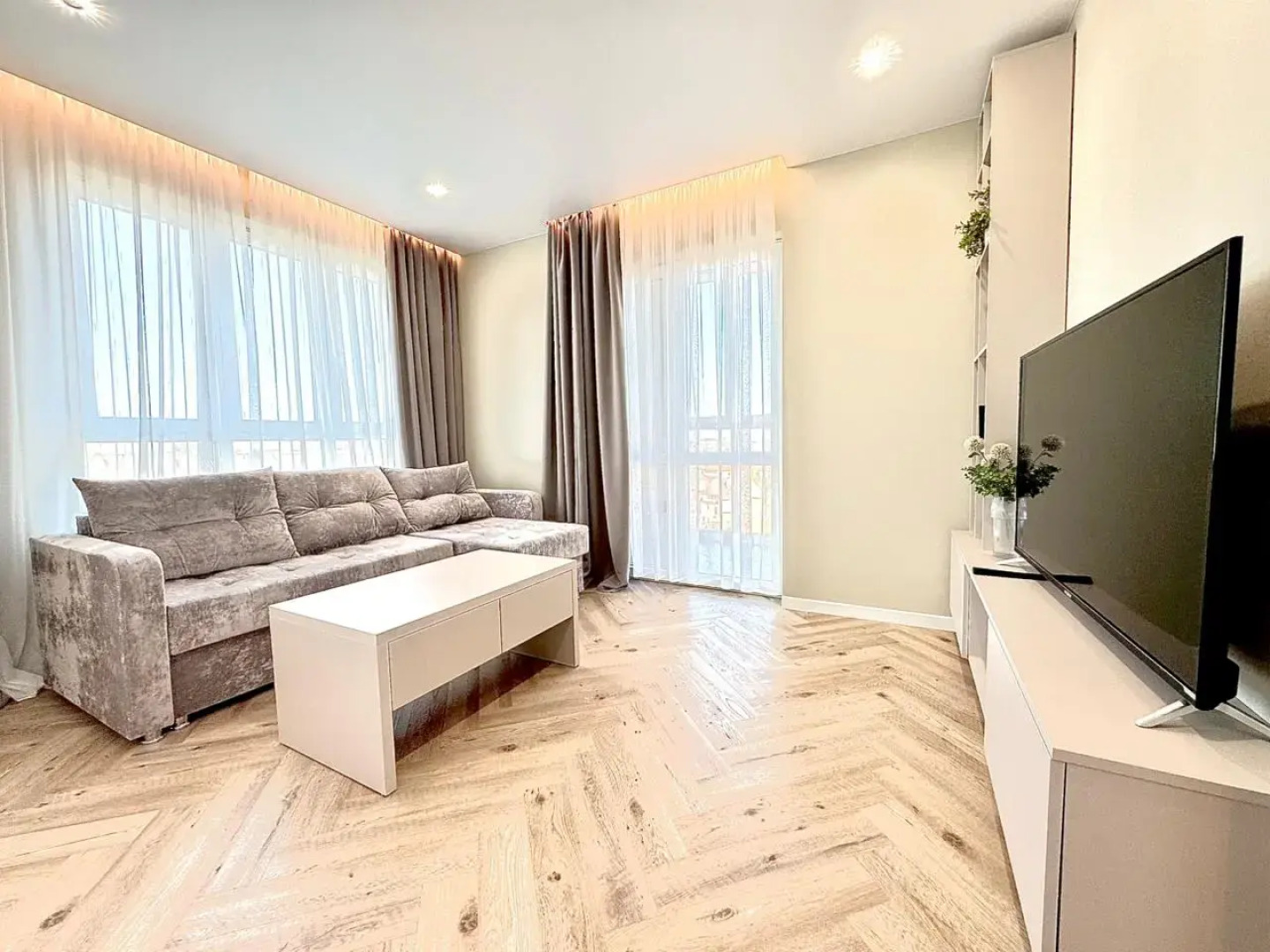 Квартира Калининградские Каникулы на Героя России Виталия Мариенко 8