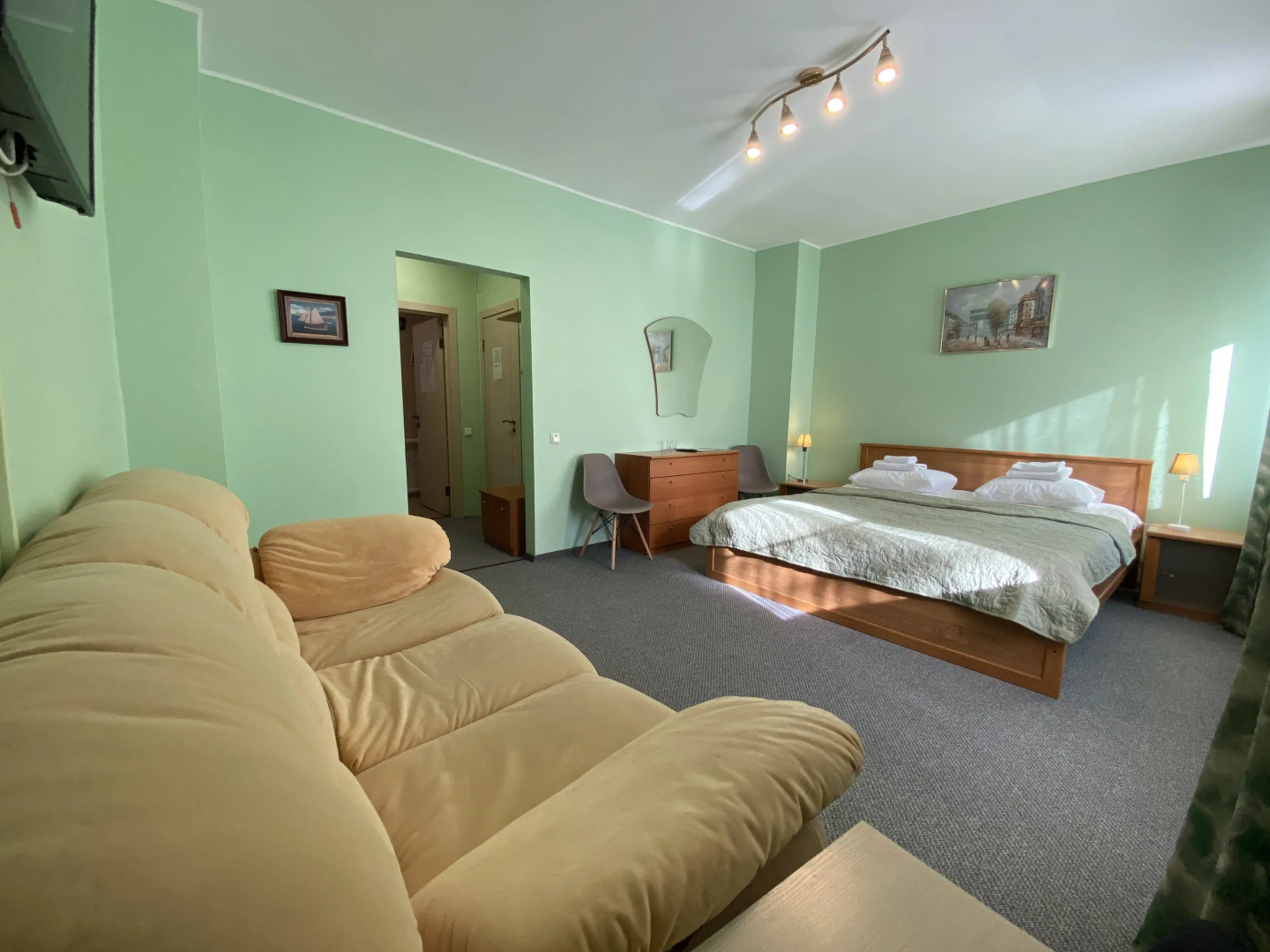 Мини-отель на Сергиевской, 6