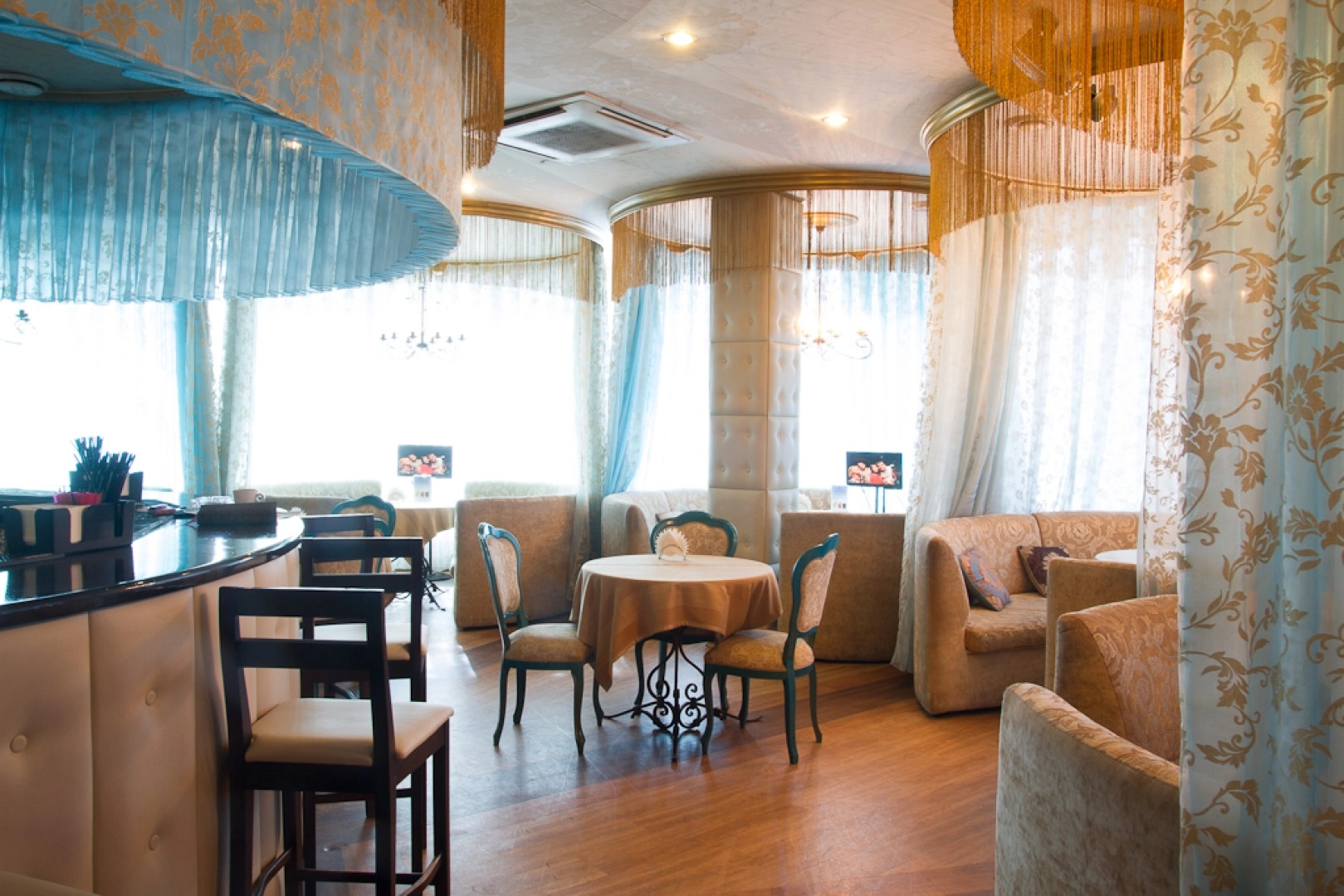 Гостиничный комплекс Лотос