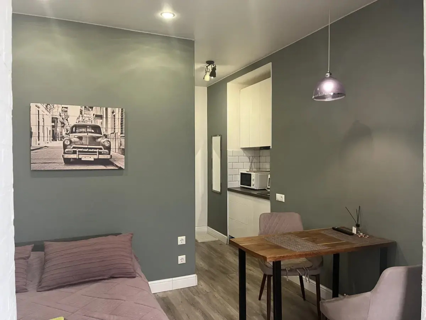 Апартаменты Happy People на улице Галины Вишневской 5