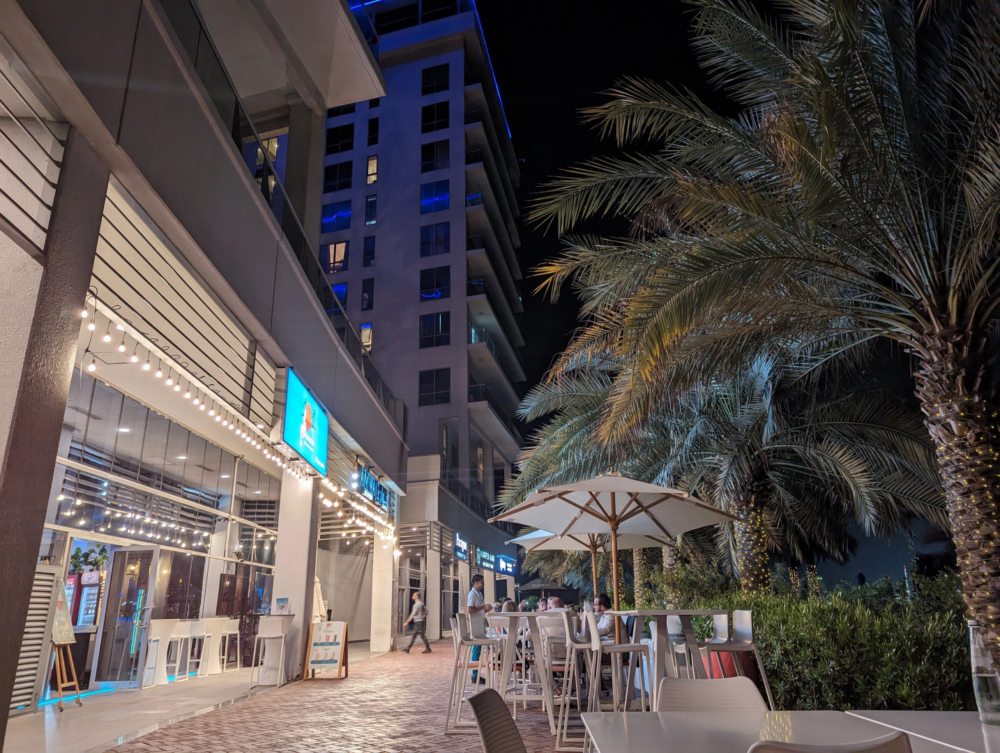 Апартаменты Luxurious Beachfront Marjan Island for Comfortable Stay