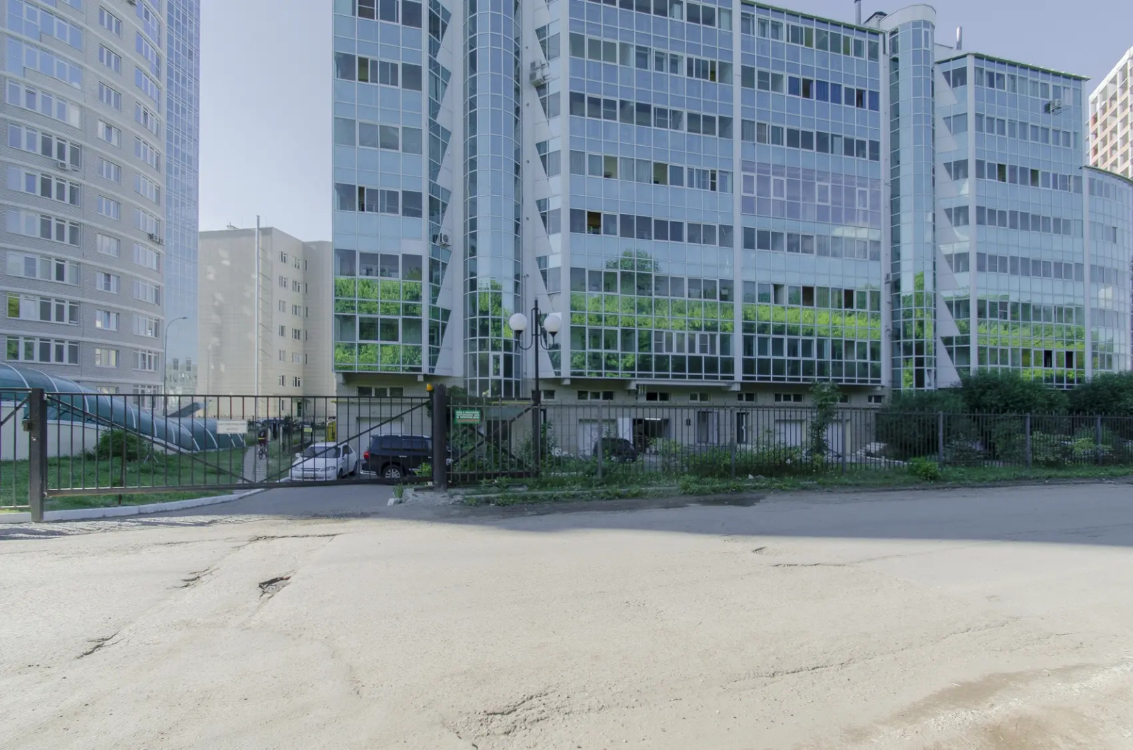 Апартаменты 4 комнатная на заливе