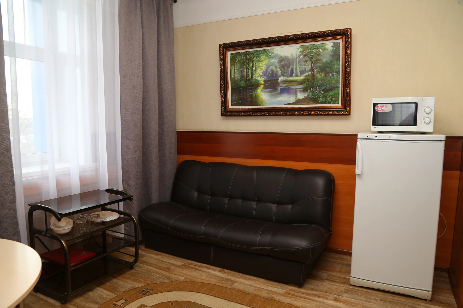 Отель Монерон