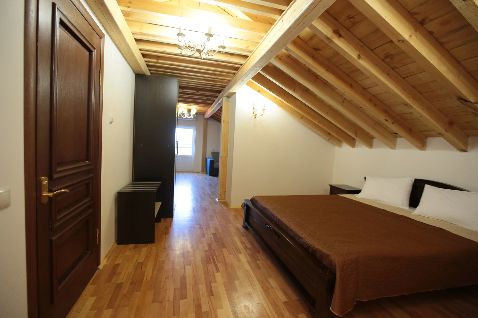 Отель Киараз Арена