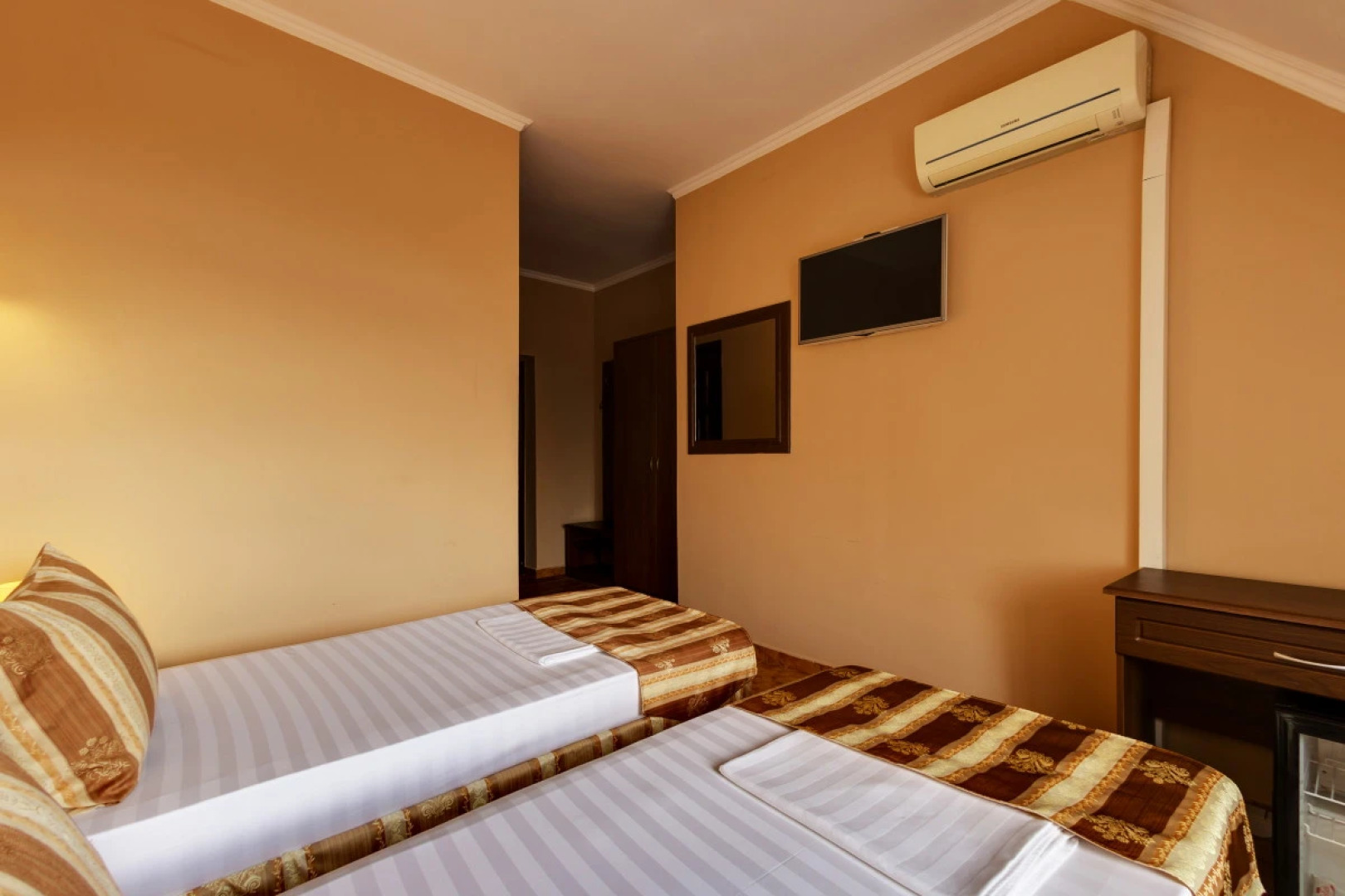 Отель Мартон Пашковский