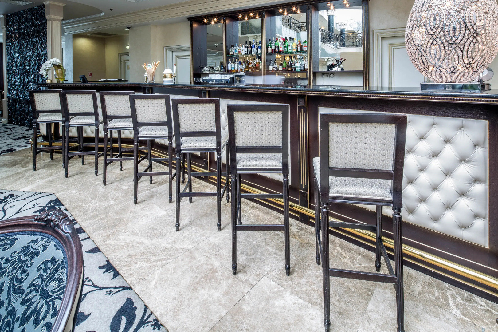 Отель Милан