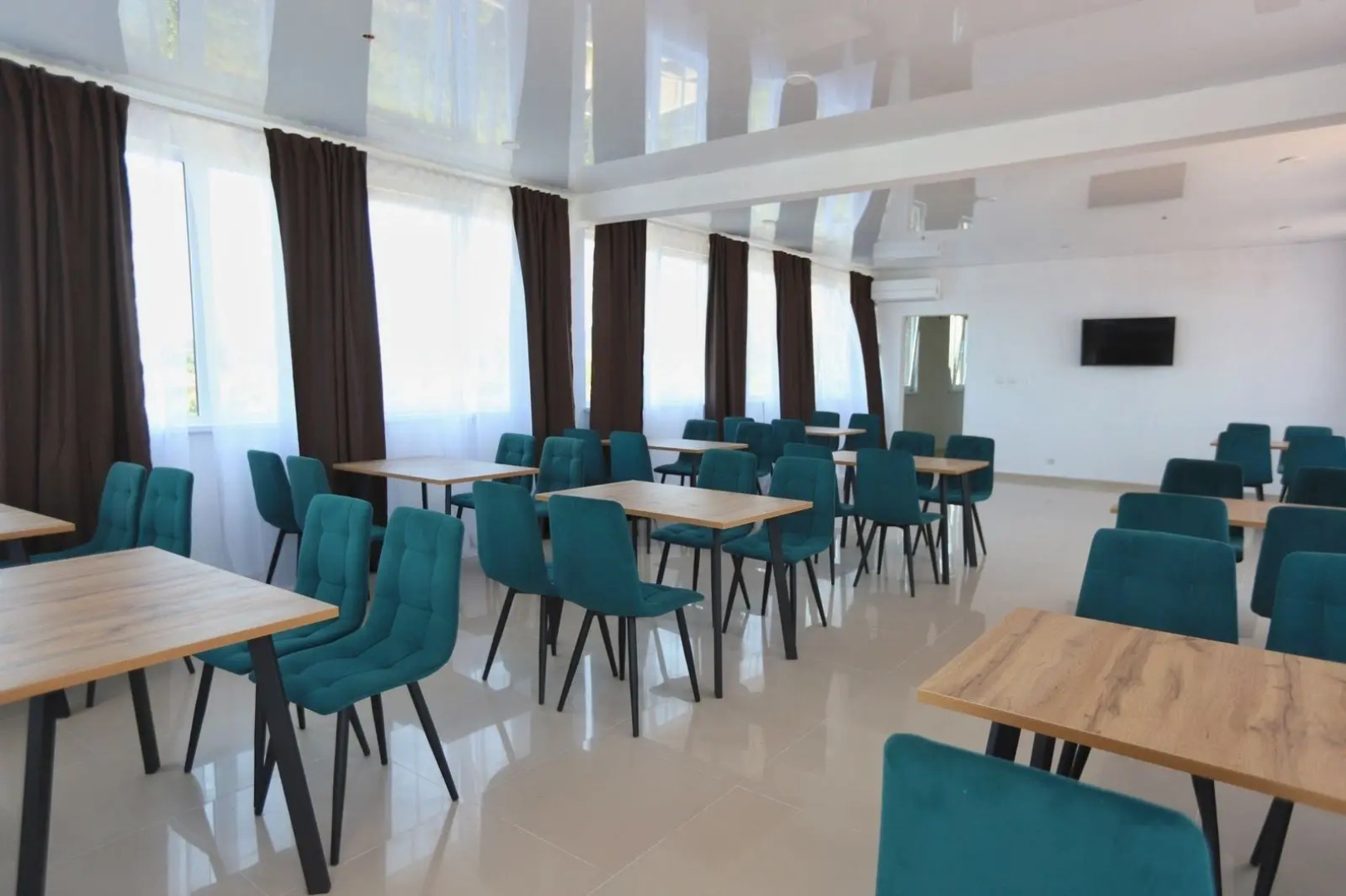 Отель Golden City