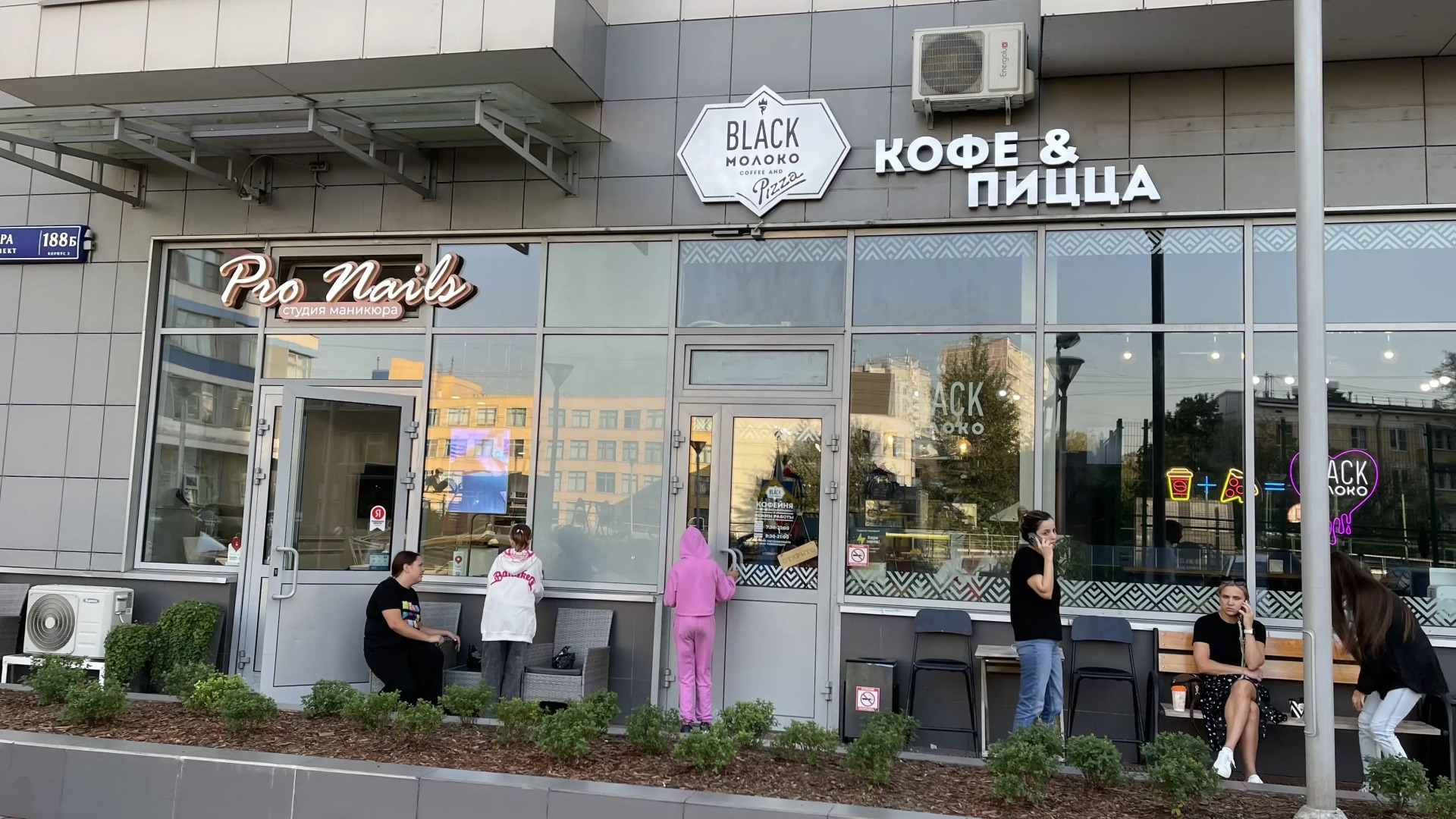 Квартира 2-х комн квартира Люкс Бриз Триколор у м.ВДНХ до 6 чел.