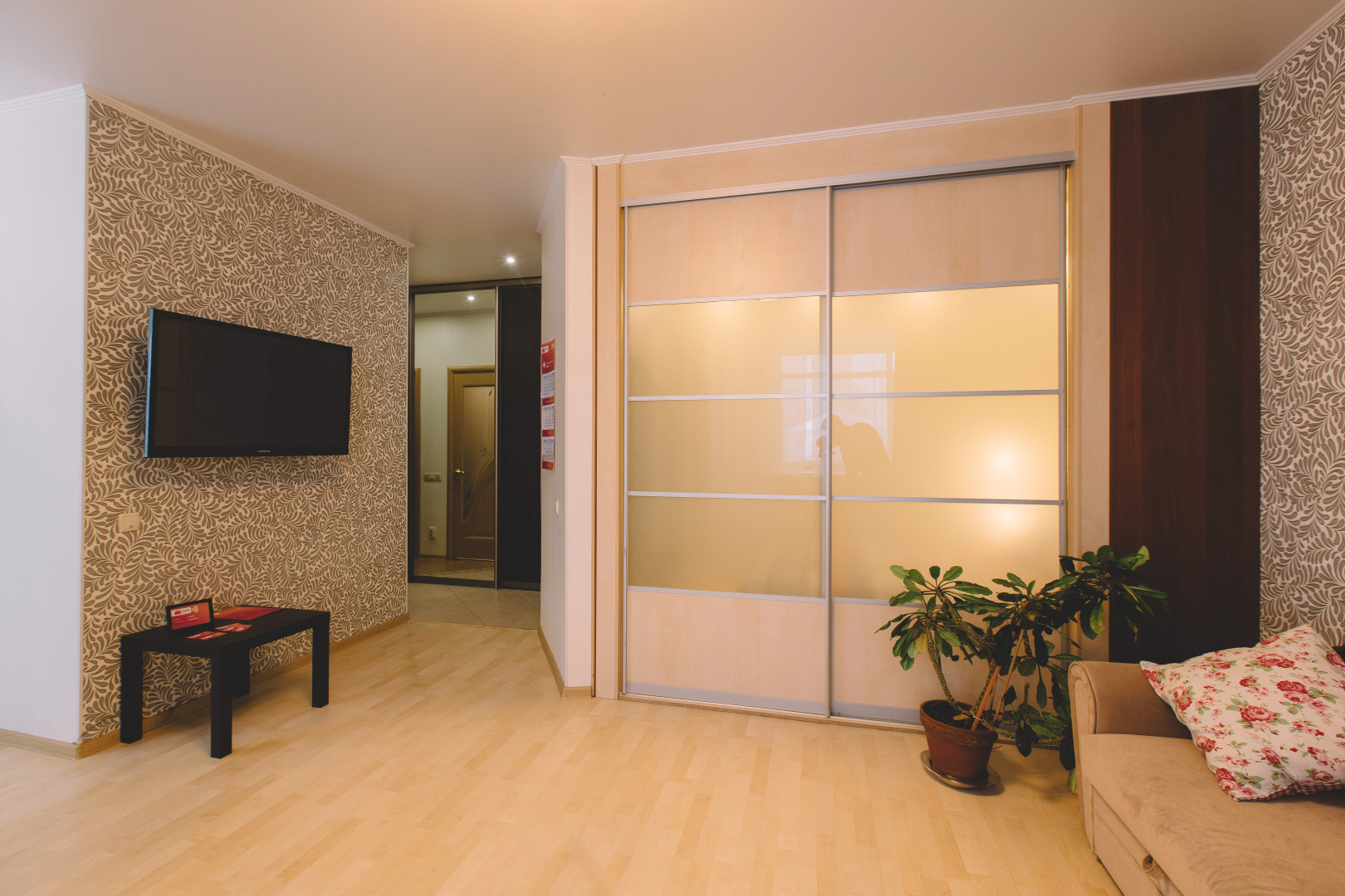 Апартаменты 9 Ночей На Базарной