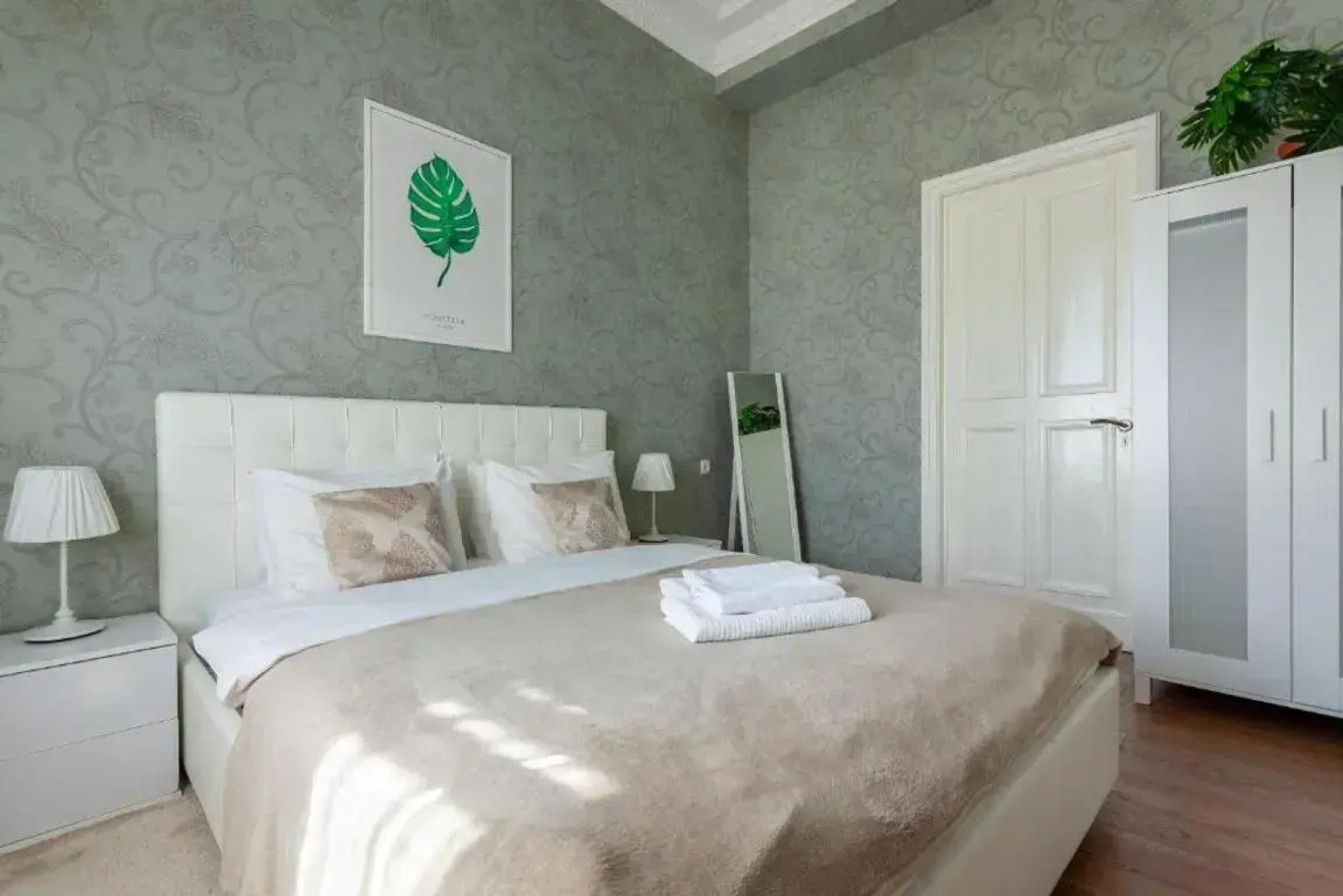 Апартаменты Улучшенные Трехомнатные Классик