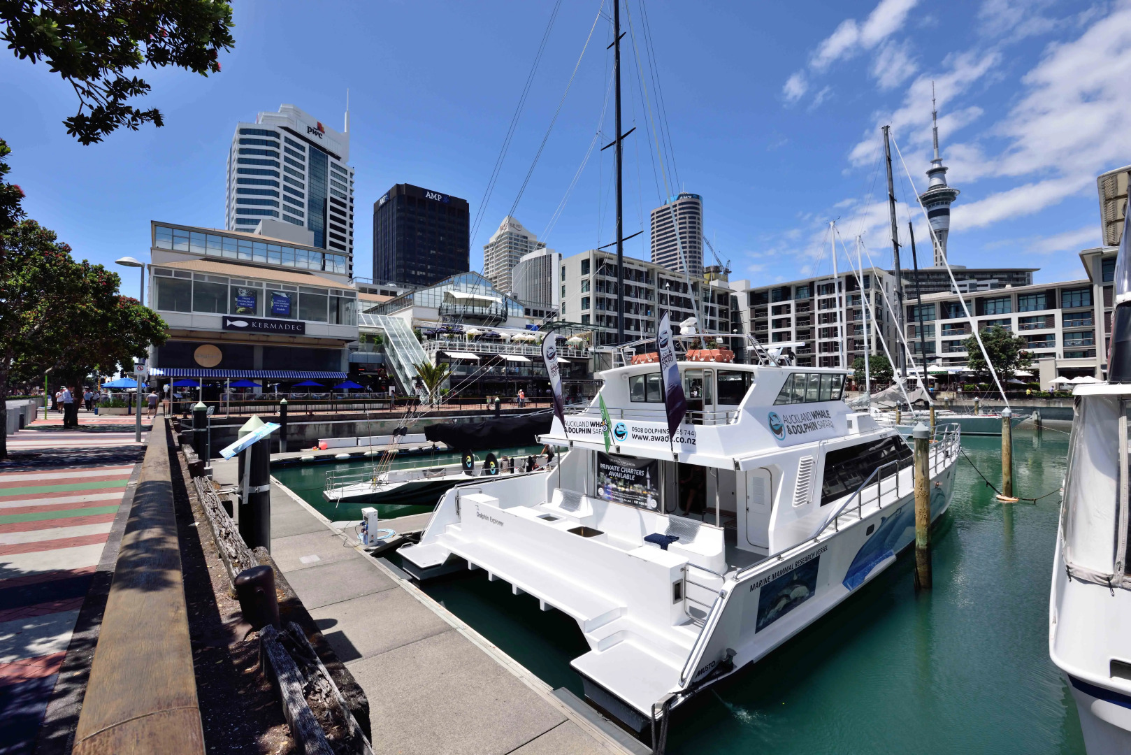 Апартаменты Waterfront Suites in the Heart of Auckland