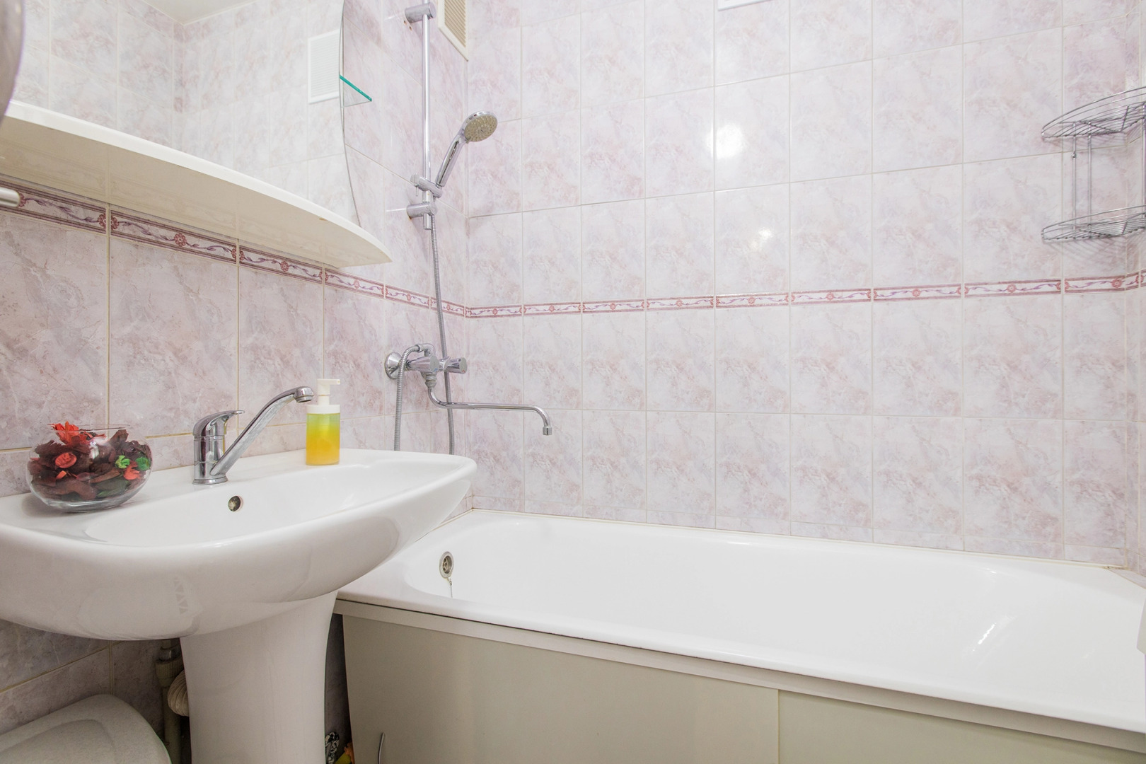 Апартаменты Ошарская 15