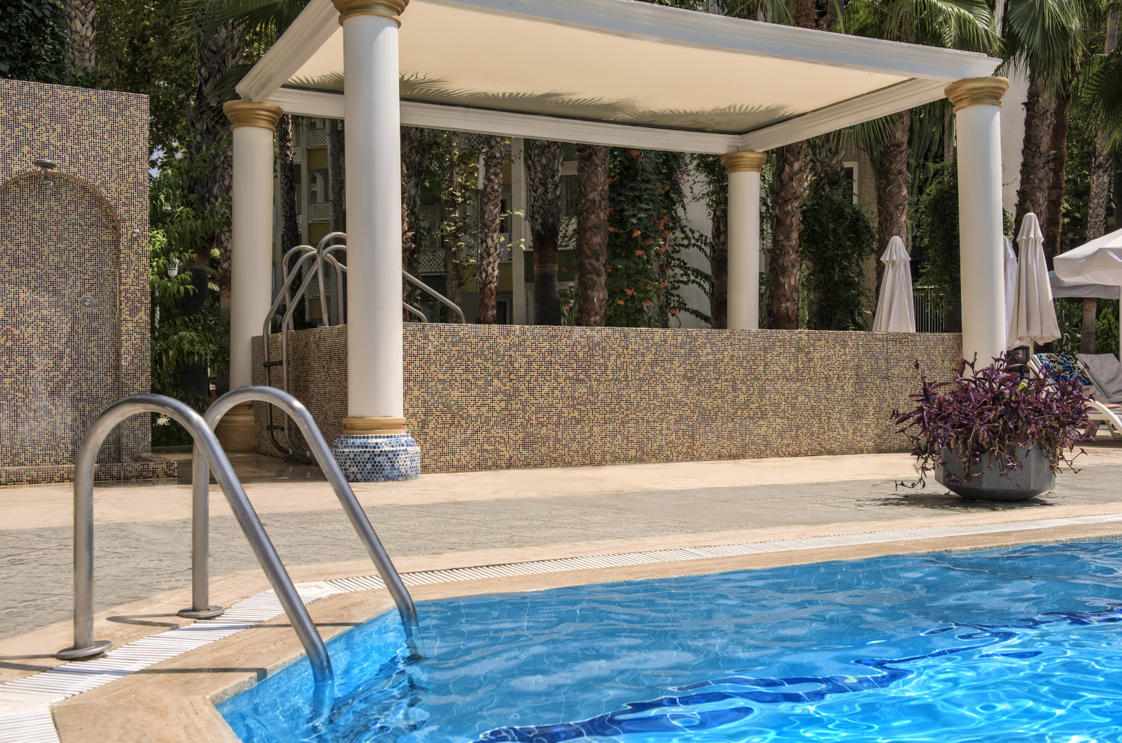 Отель Botanik Hotel & Resort