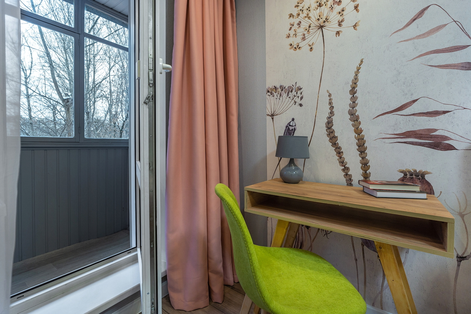 Квартира трехкомнатная Queenstay Остров мечты на Коломенской