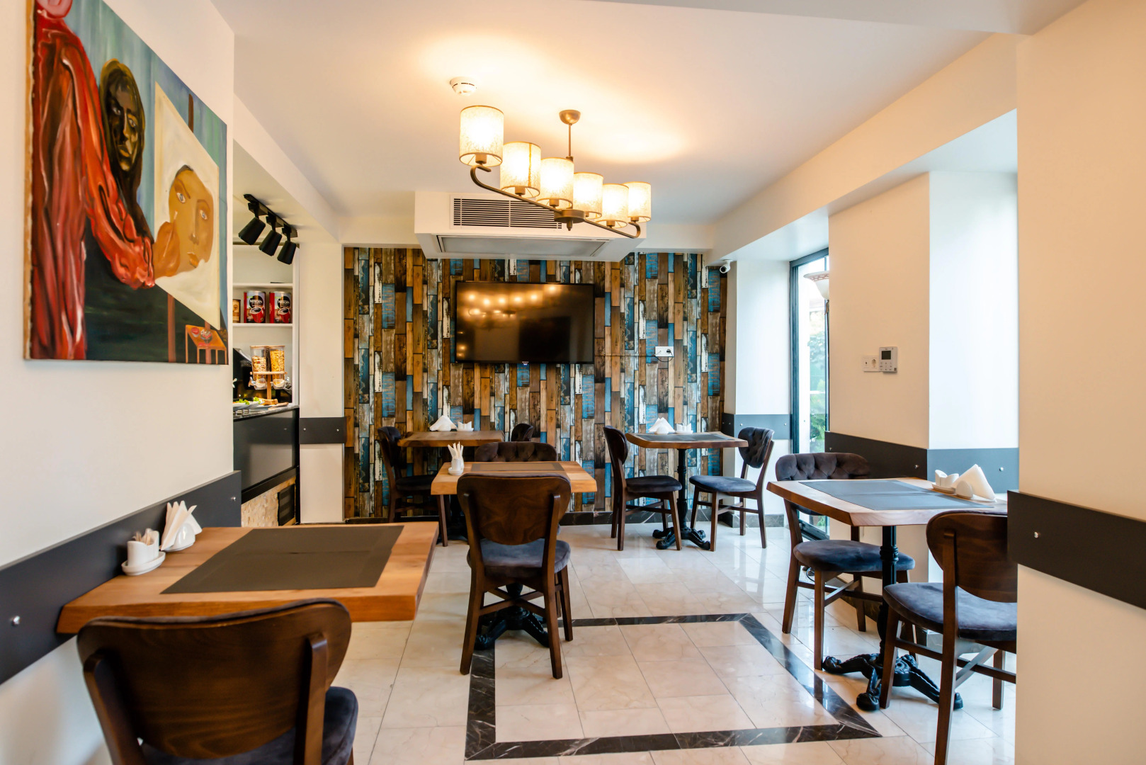 Отель The Camelot