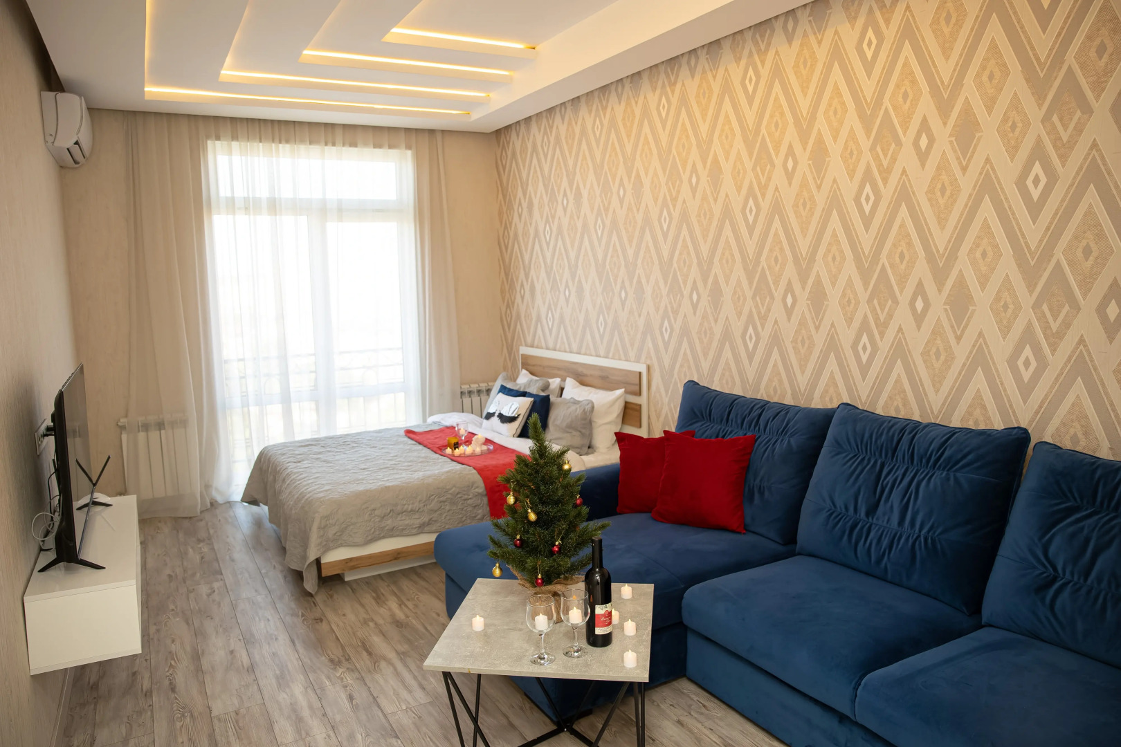 Апартаменты в центре с видом на город