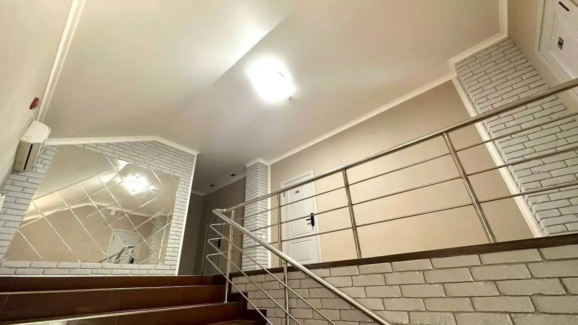 Бутик-Отель 345