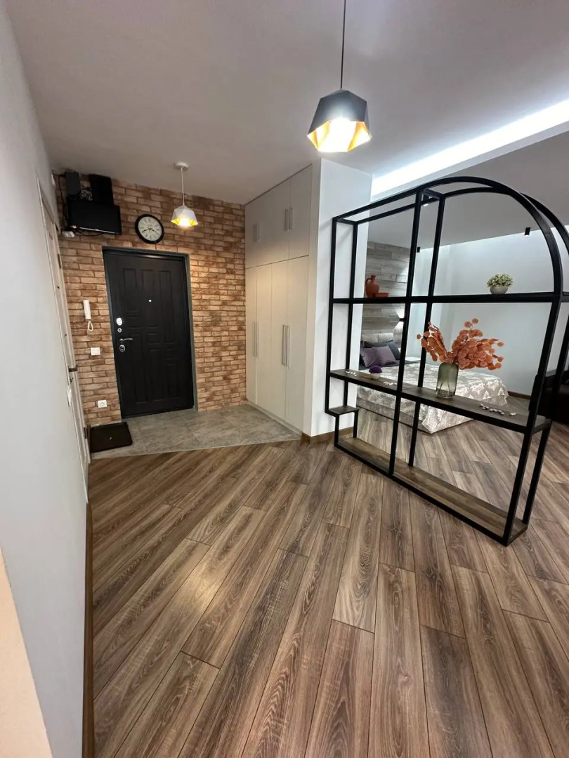 Апартаменты 105 около арбата с видом на горы