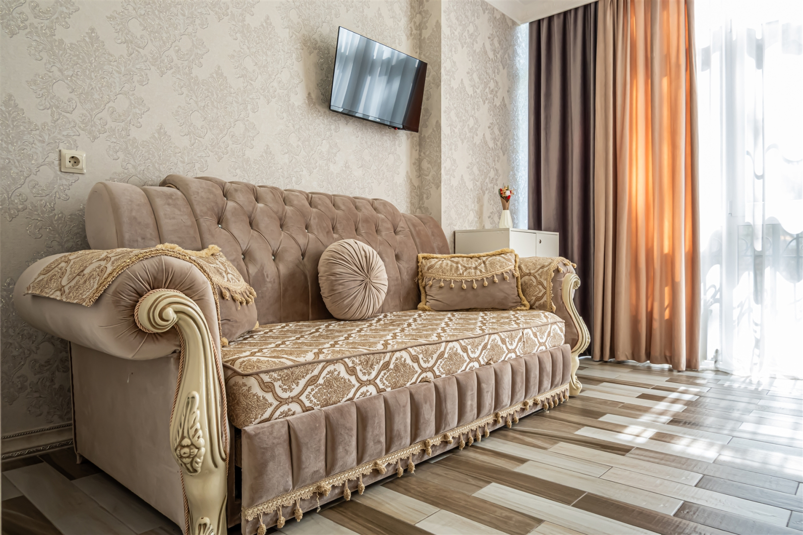 Апартаменты Стандартные с Балконом и Красивым Видом в Сосновом Лесу от Квартирукинг