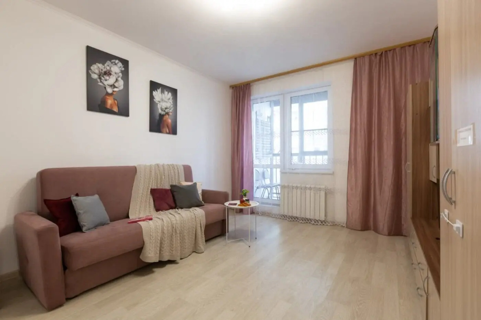 Апартаменты 2комнатные с балконом и с видом на Георгиевский проспект