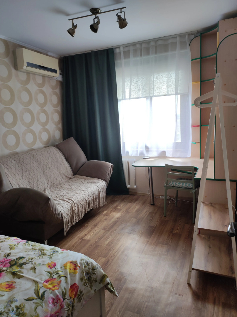 Квартира на Тополиной улице