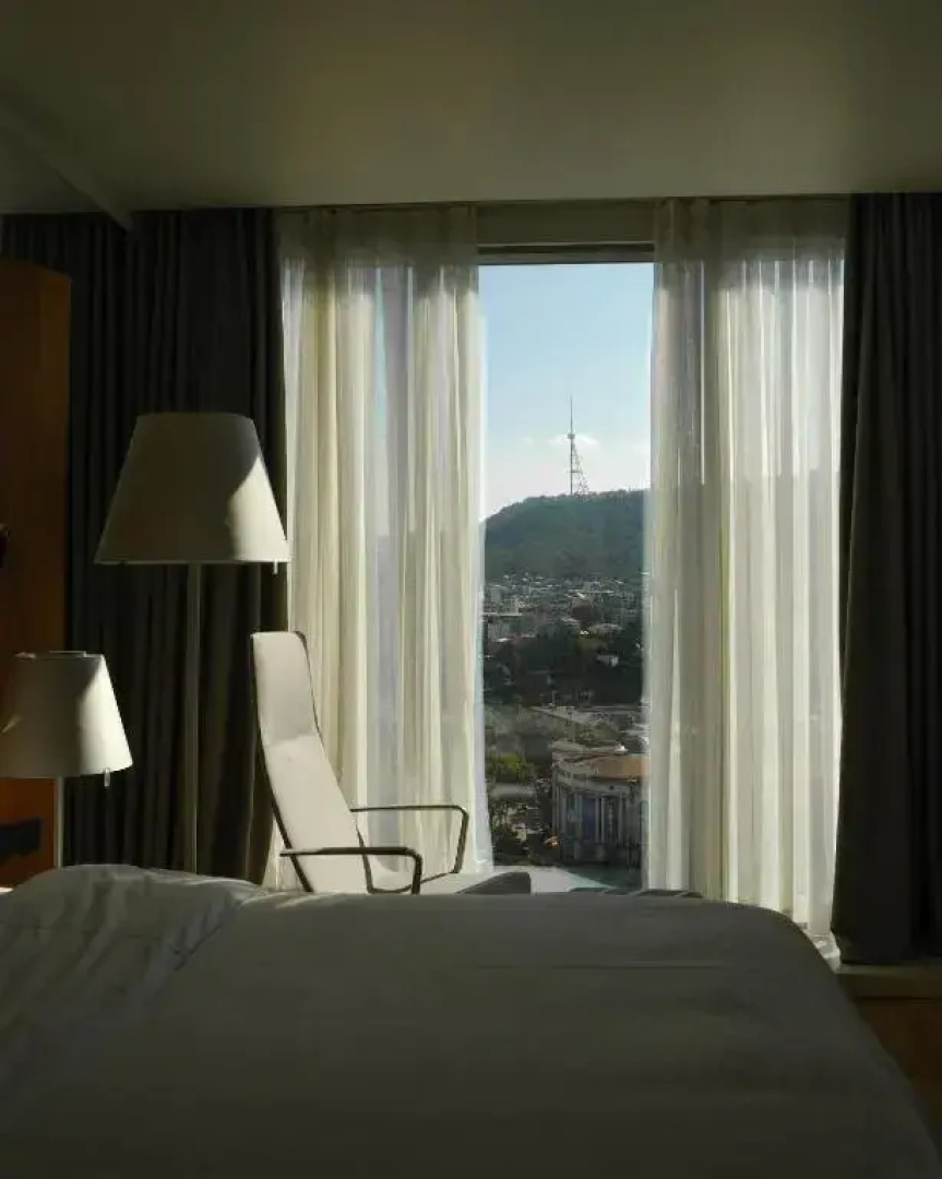 Отель Holiday Inn Тбилиси
