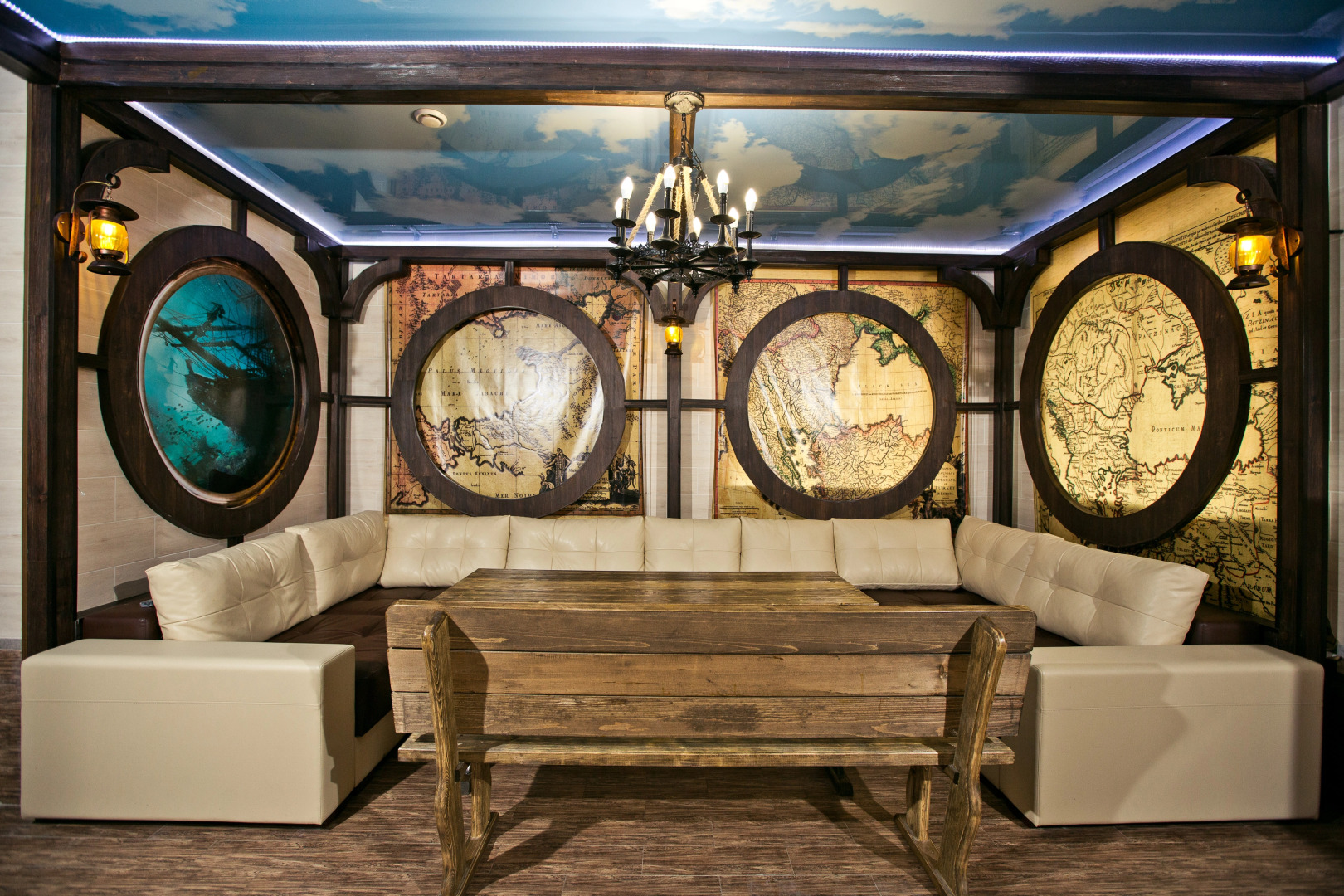 Отель Альбатрос