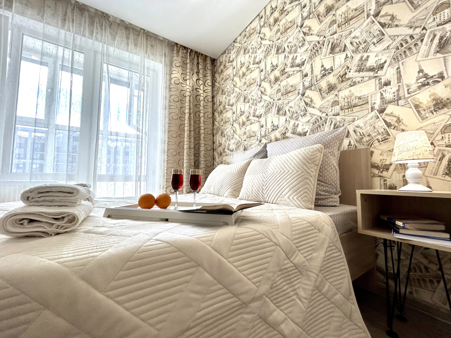 Апартаменты FSF Двухкомнатные (24 этаж) с Кофемашиной и Массажером