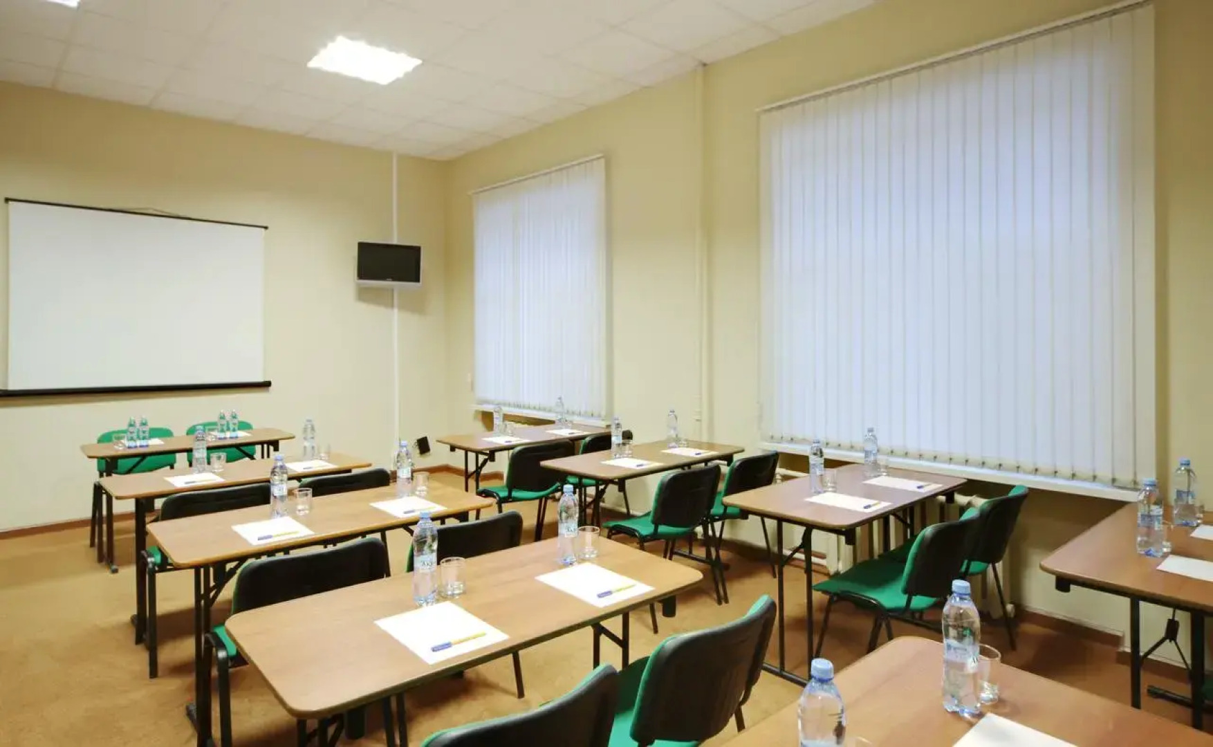 Гостиница Октябрьская