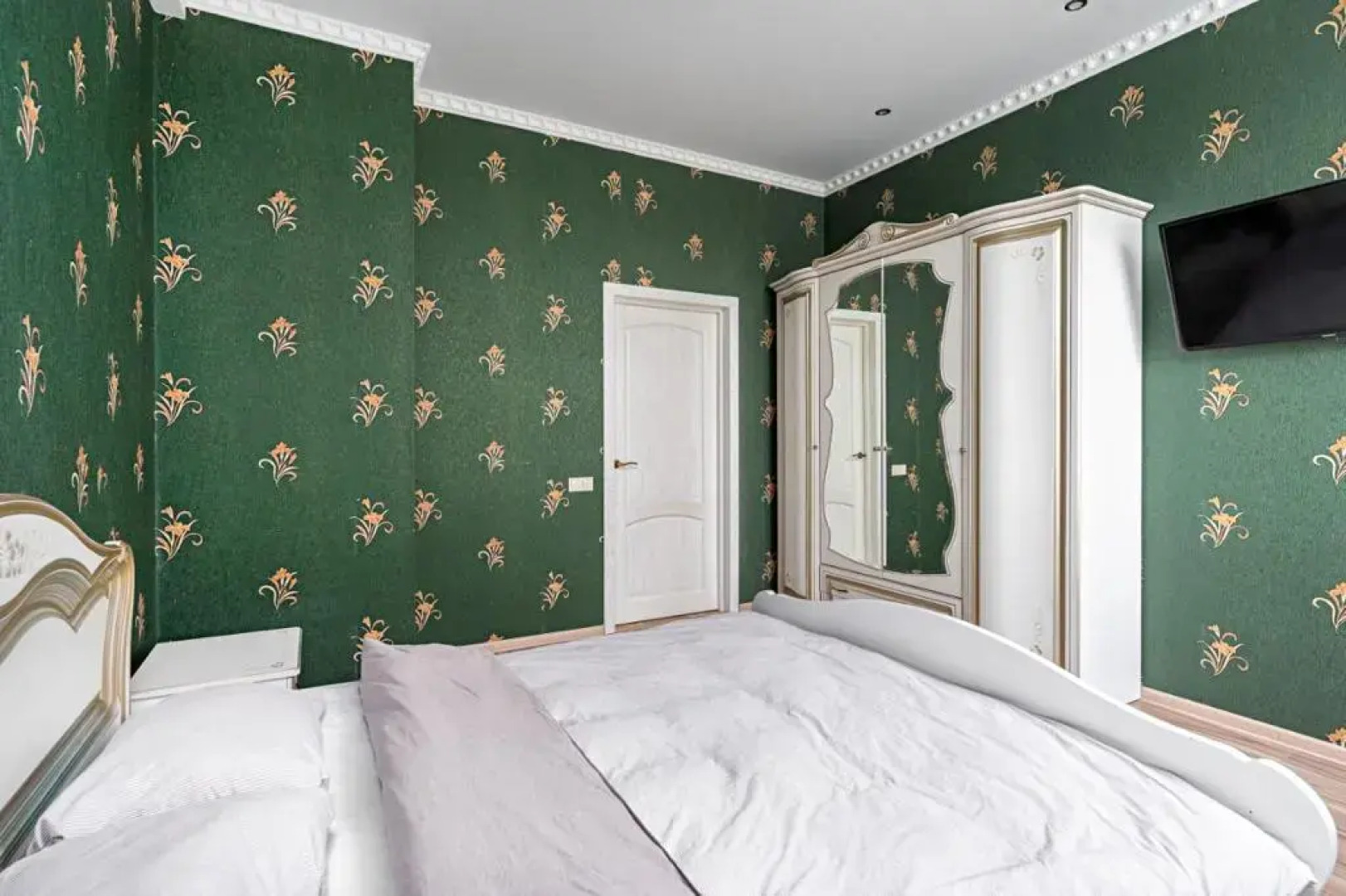 Апартаменты Роскошные возле Чаши