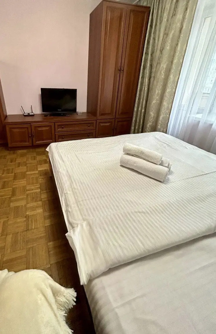 Апартаменты Двухкомнатная Квартира Шахтеров 23