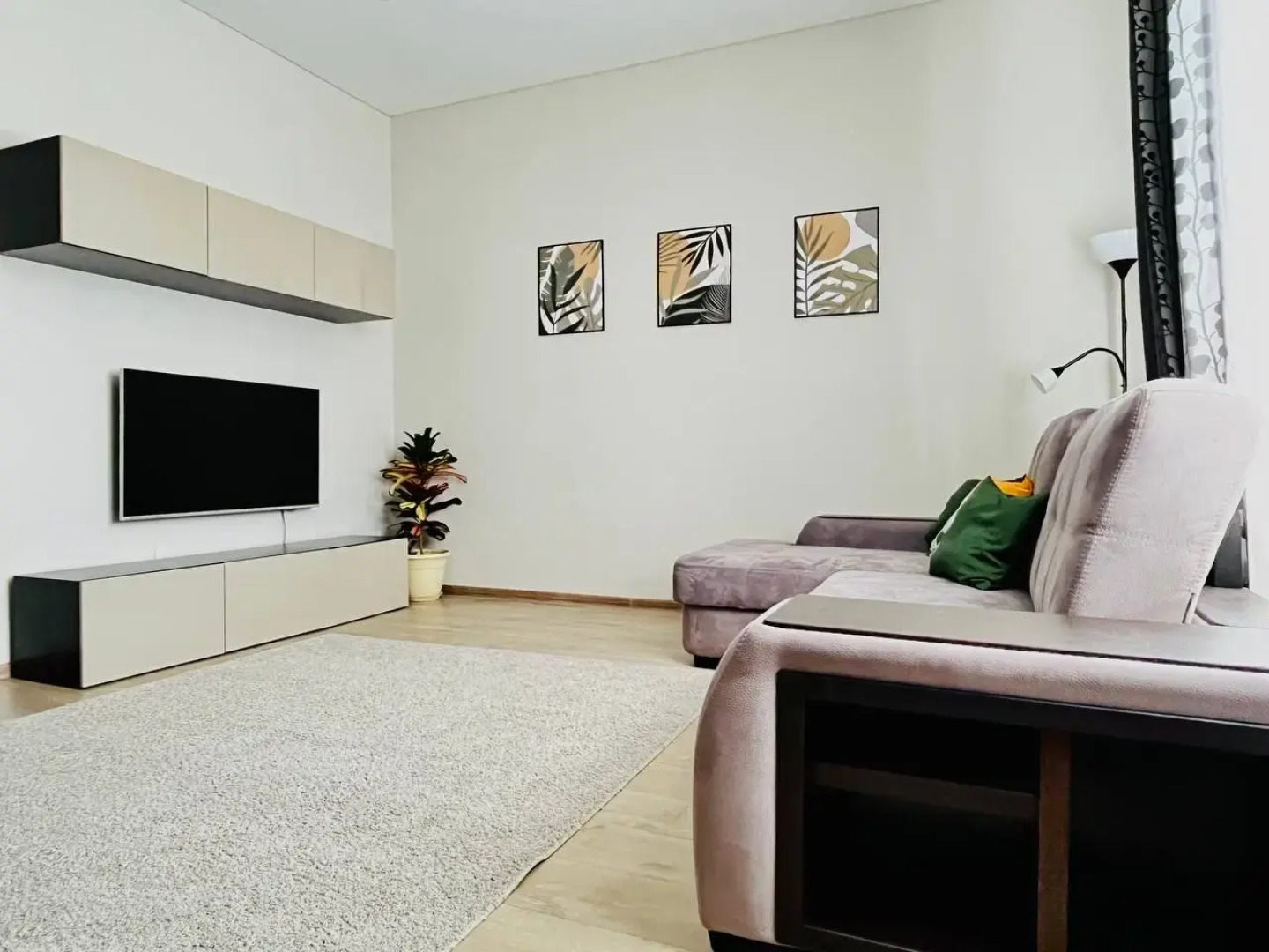 Квартира Просторная Озеро Харовое рядом с центром Казани