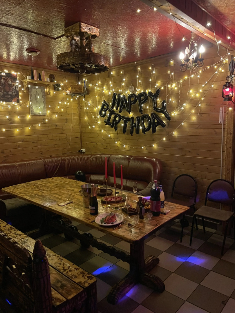 Частный Дом с Баней и Банкетным Залом