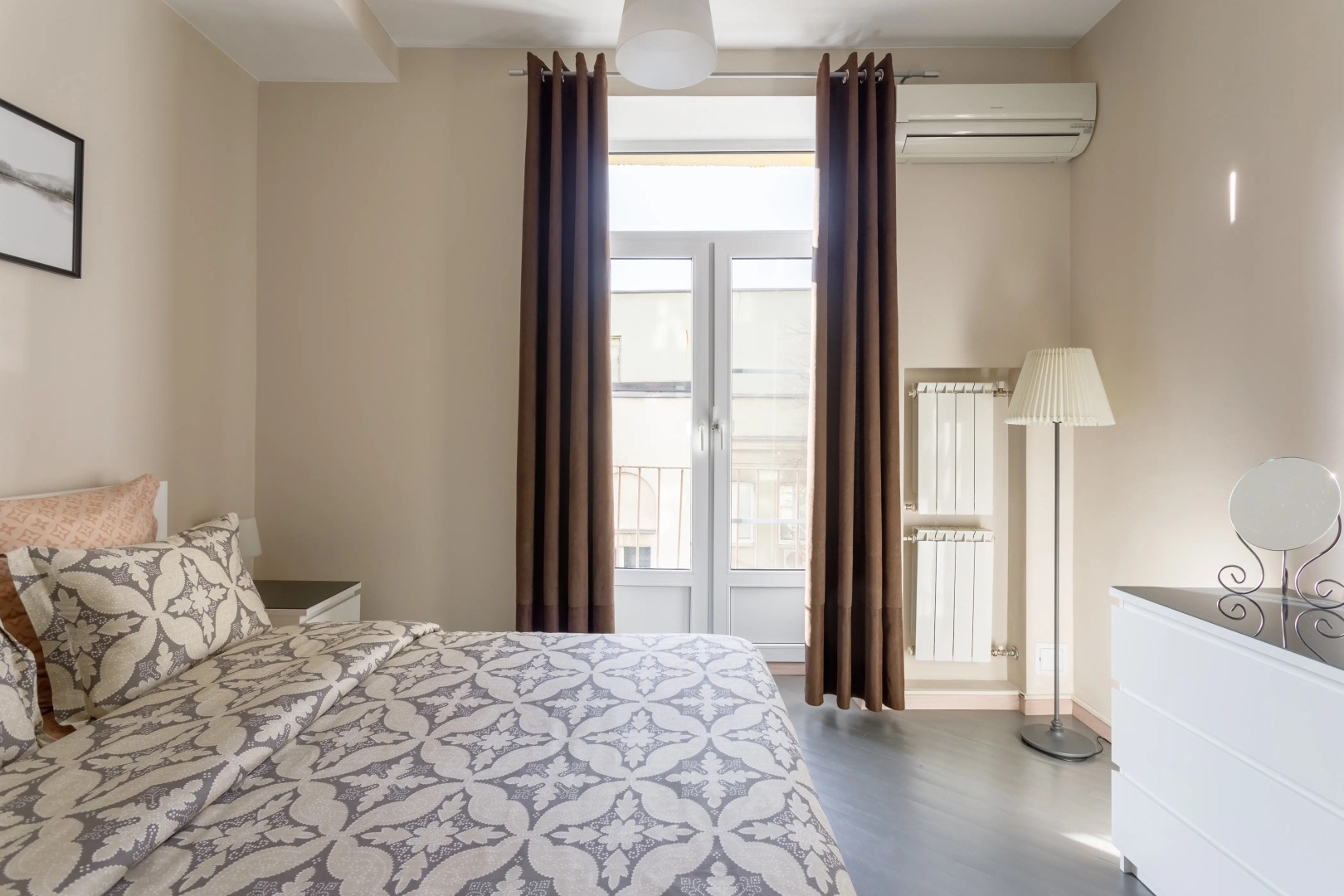 Апартаменты Central & Homelike