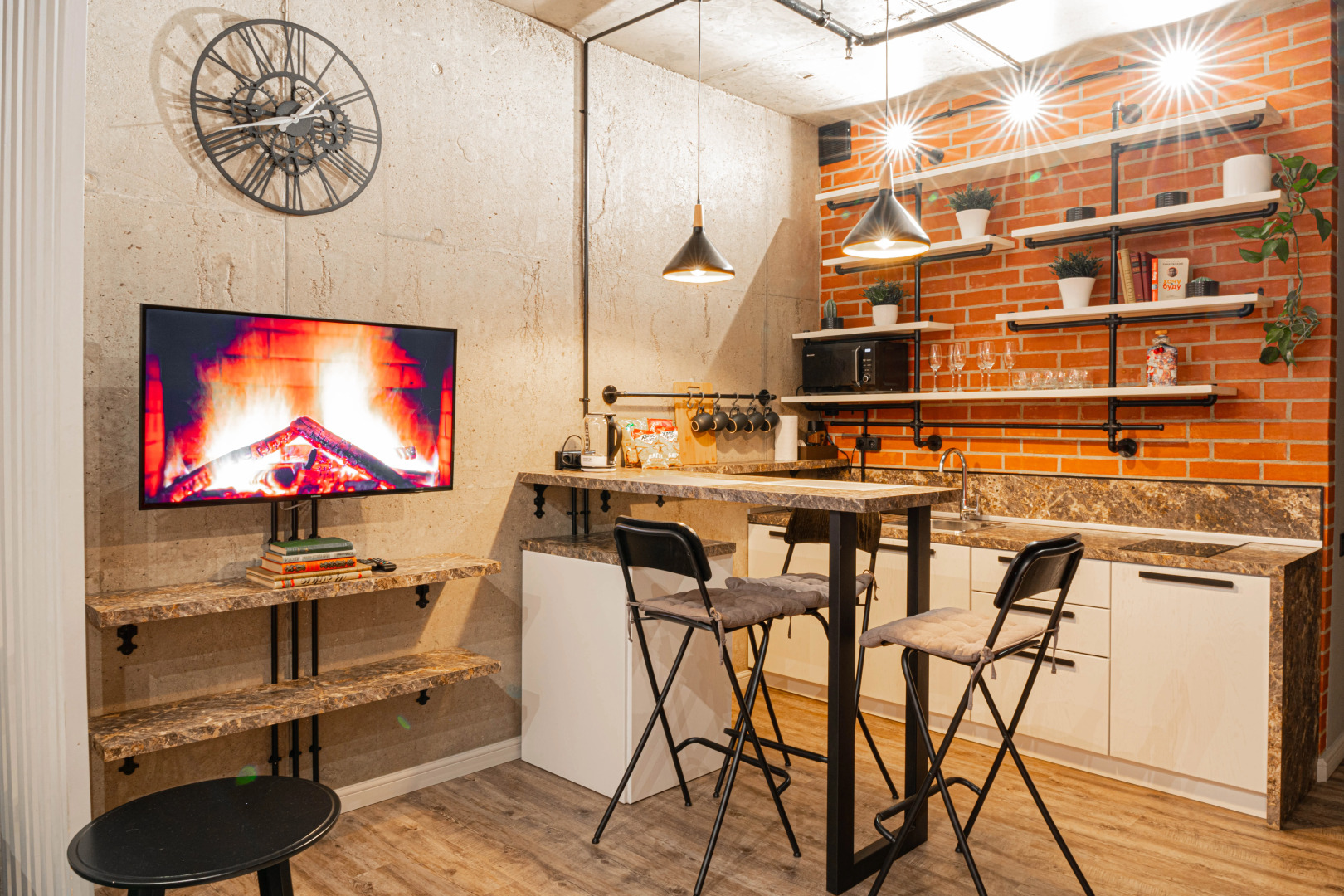 Апартаменты Lalapart Wooden Loft с дизайнерским ремонтом в ЖК Лайнер