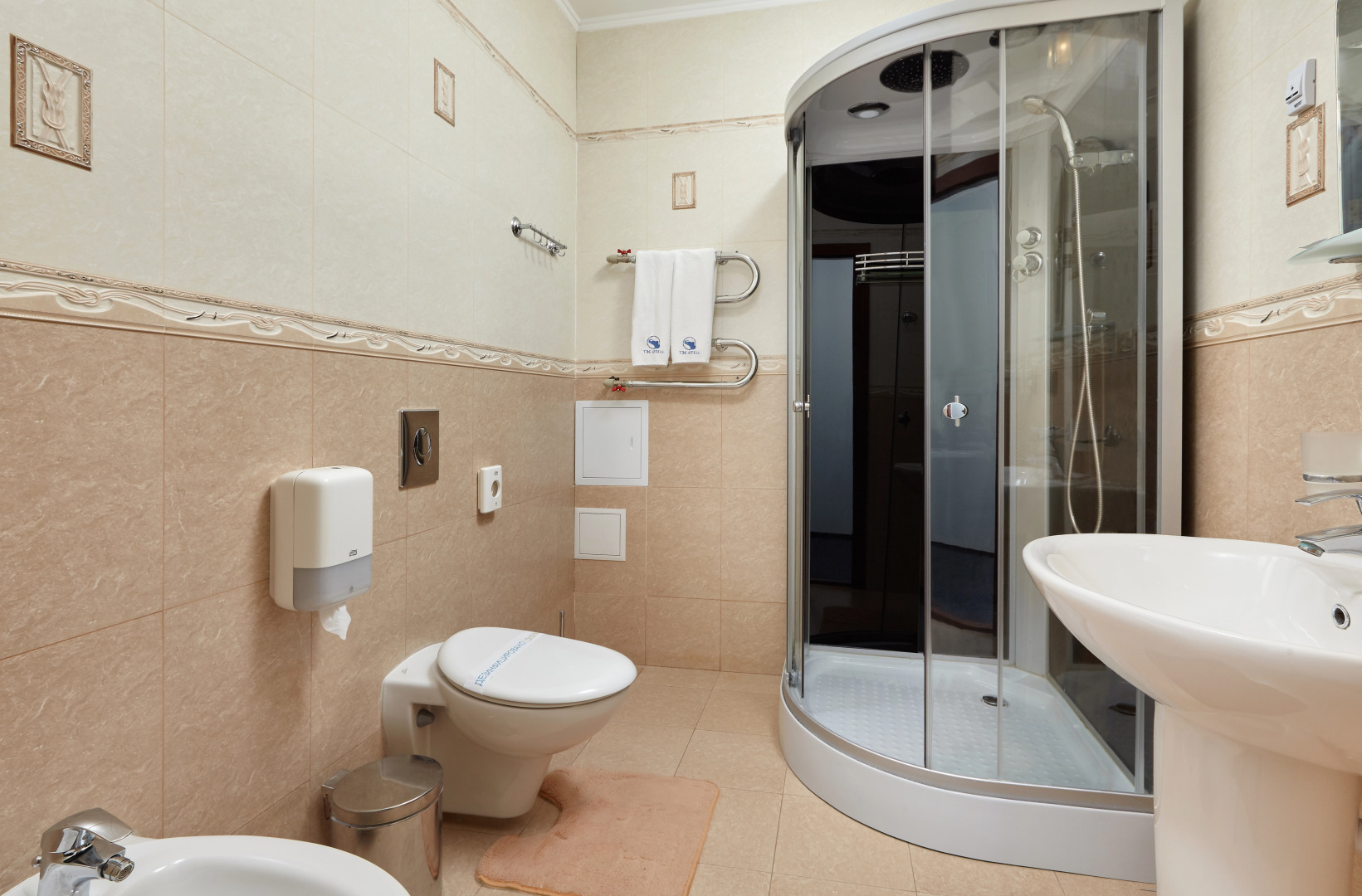 Tes-Hotel Resort & Spa