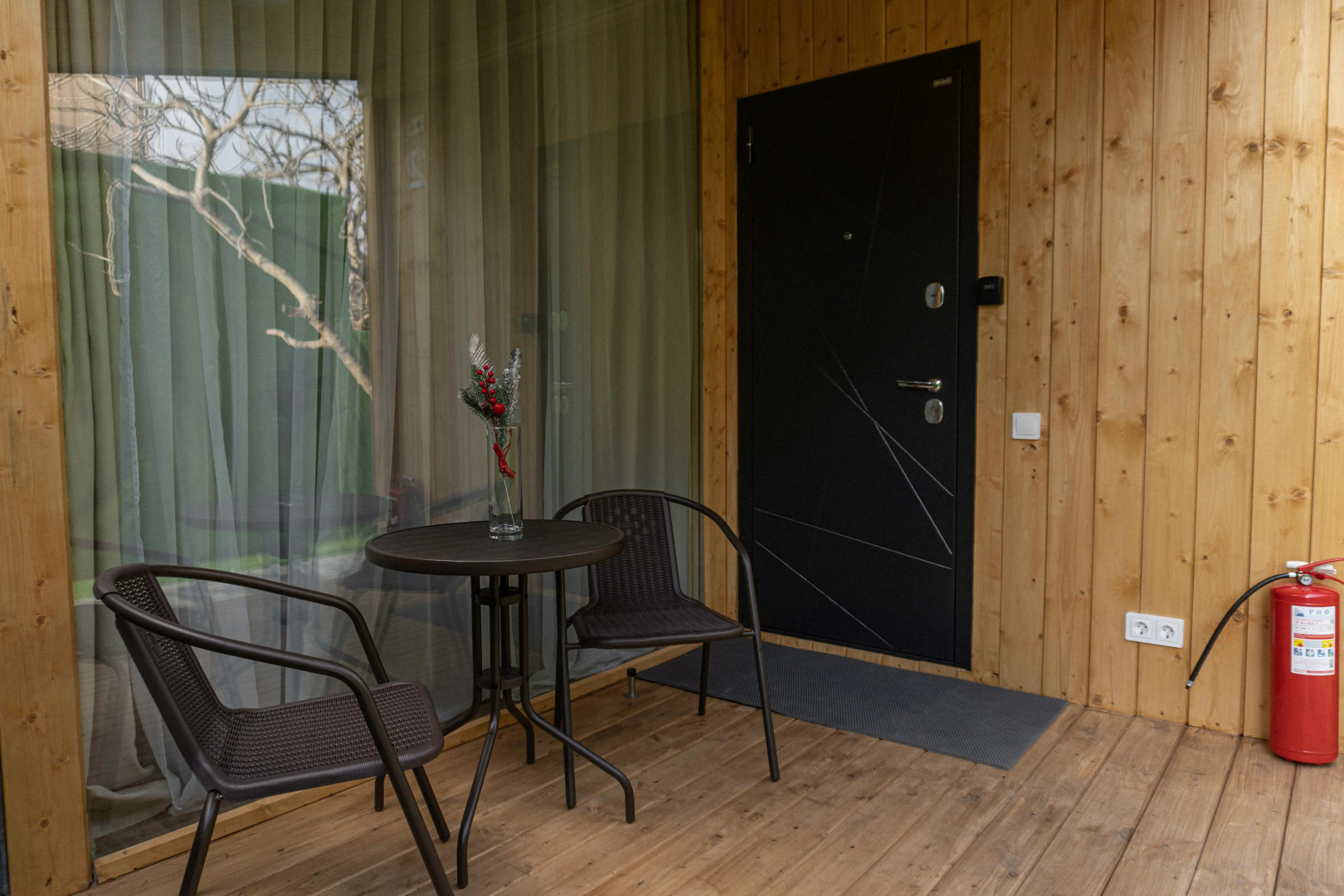 Меблированные комнаты Ecosuite Family