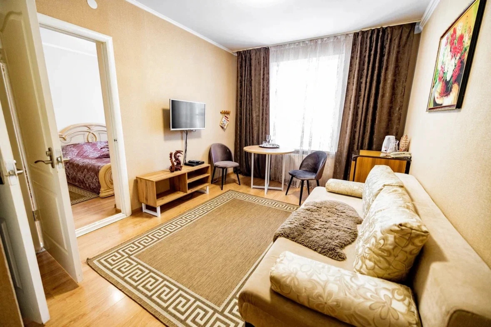 Отель На Вайнера