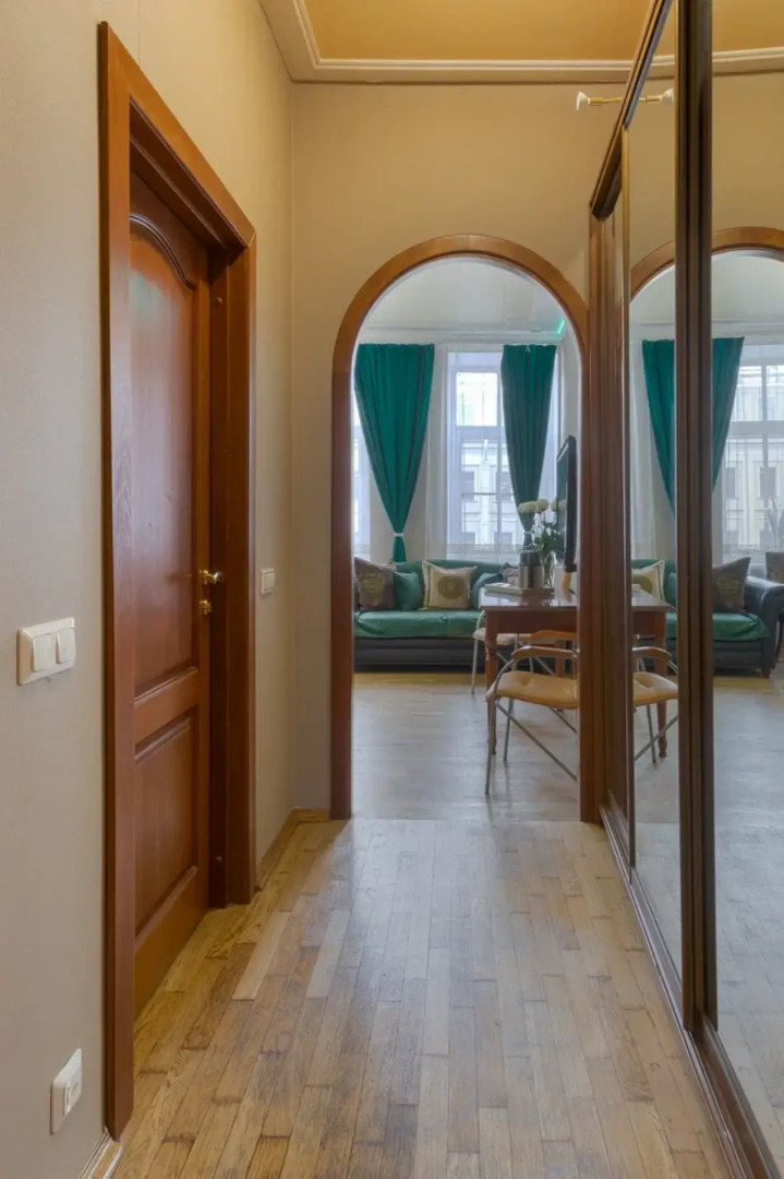 Мини-отель Nevskiy 98