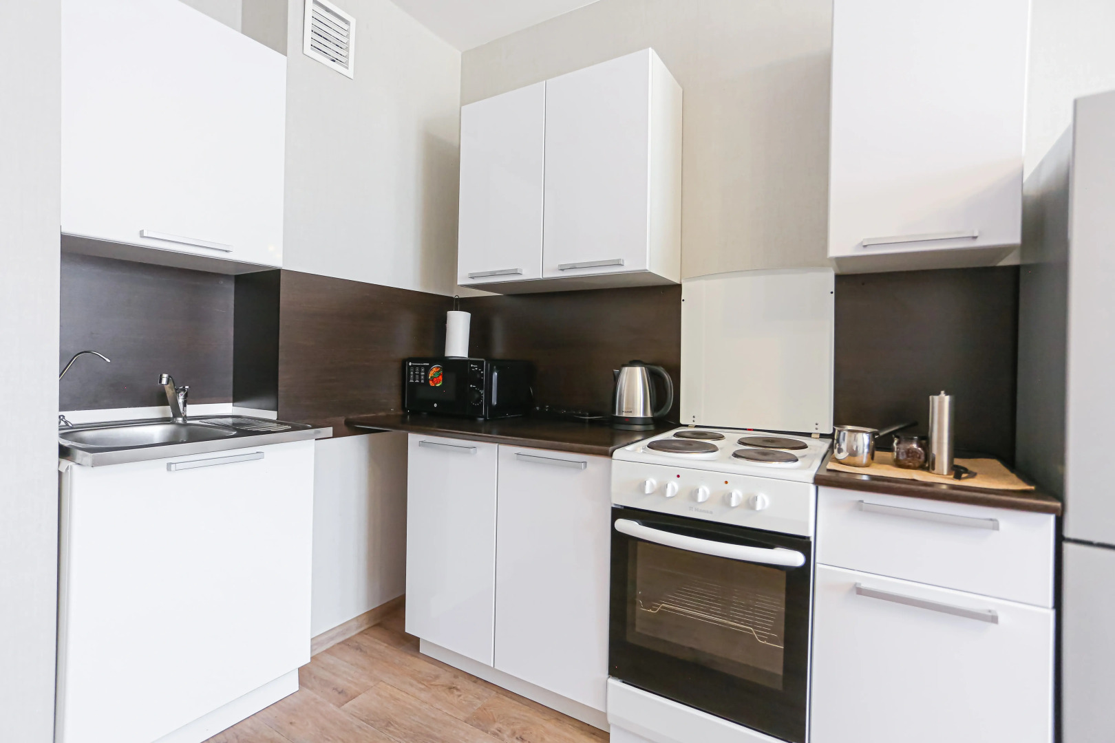 Апартаменты SunSet Новокузнечихинская 14