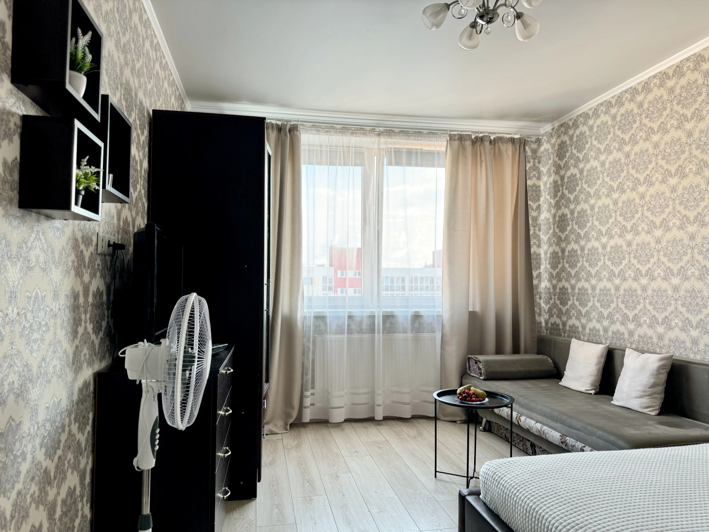 Апартаменты Друзья на Зорге 1