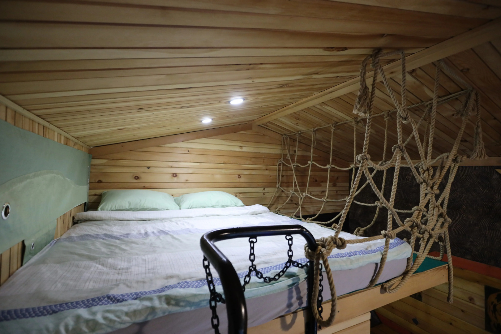 Отель Abba House