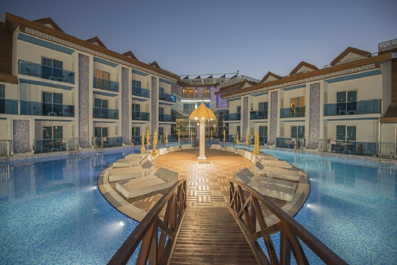 Отель Ocean Blue High Class