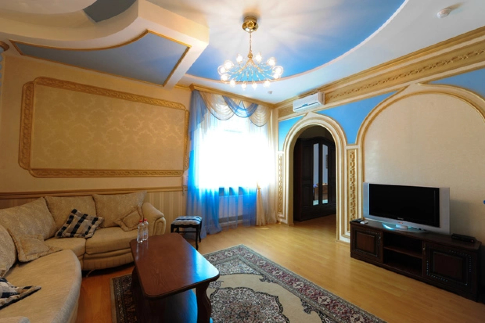 Отель Эдельвейс