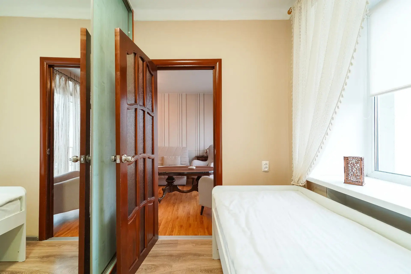 Трехкомнатная Квартира на проспекте Независимости 52