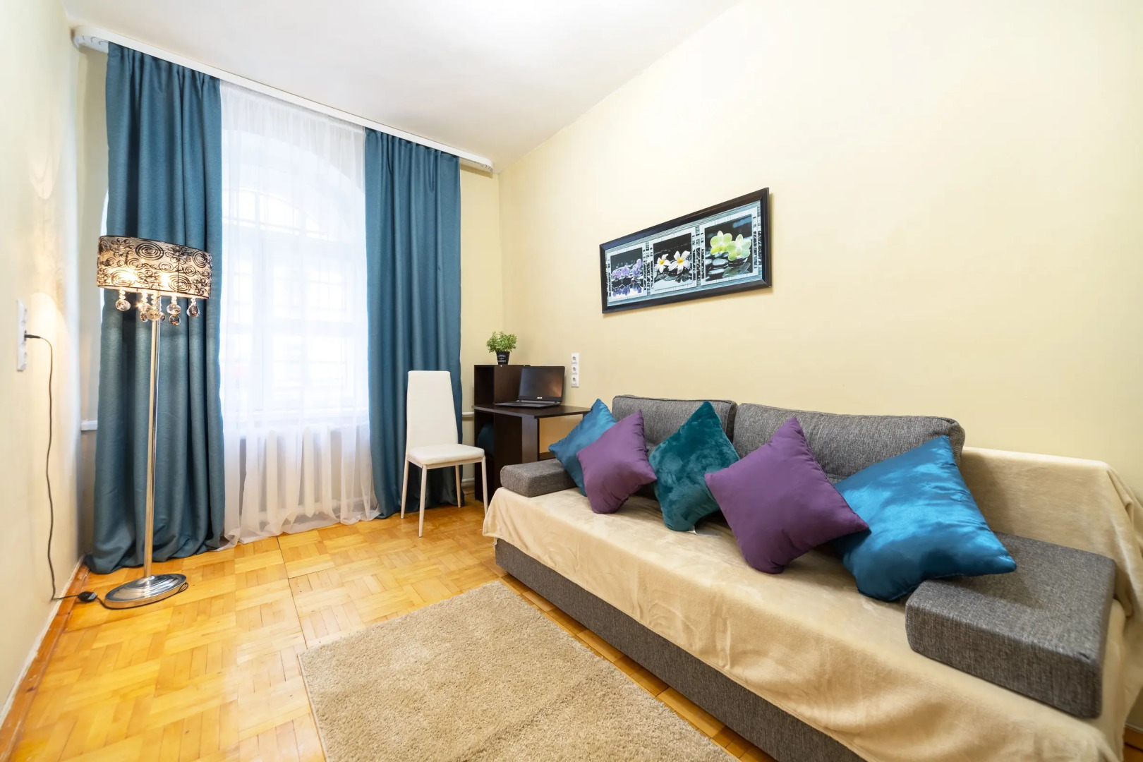 Квартира 3-к квартира 7 линия ВО 6