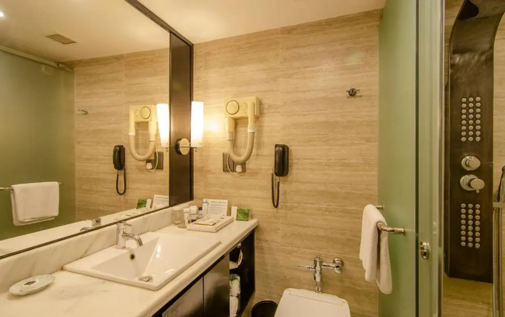 Отель Pan Pacific Sonargaon