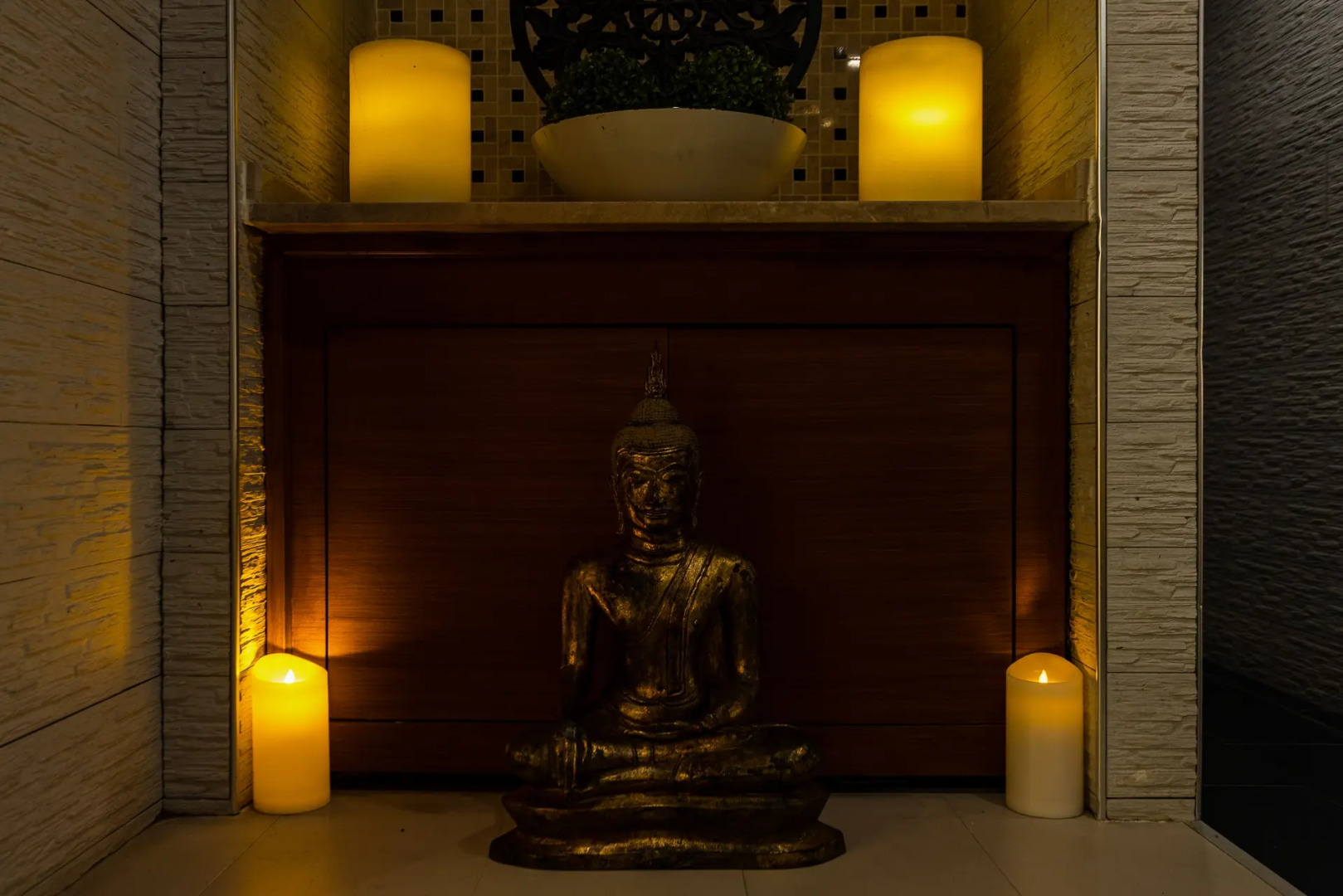 Отель London 1889 & Casino