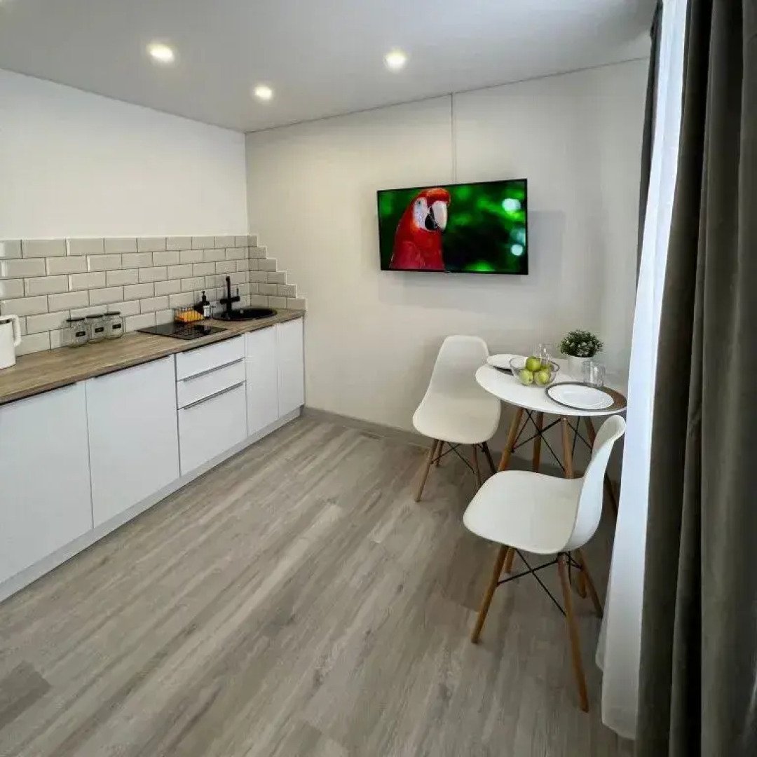 Апартаменты 2 желтые